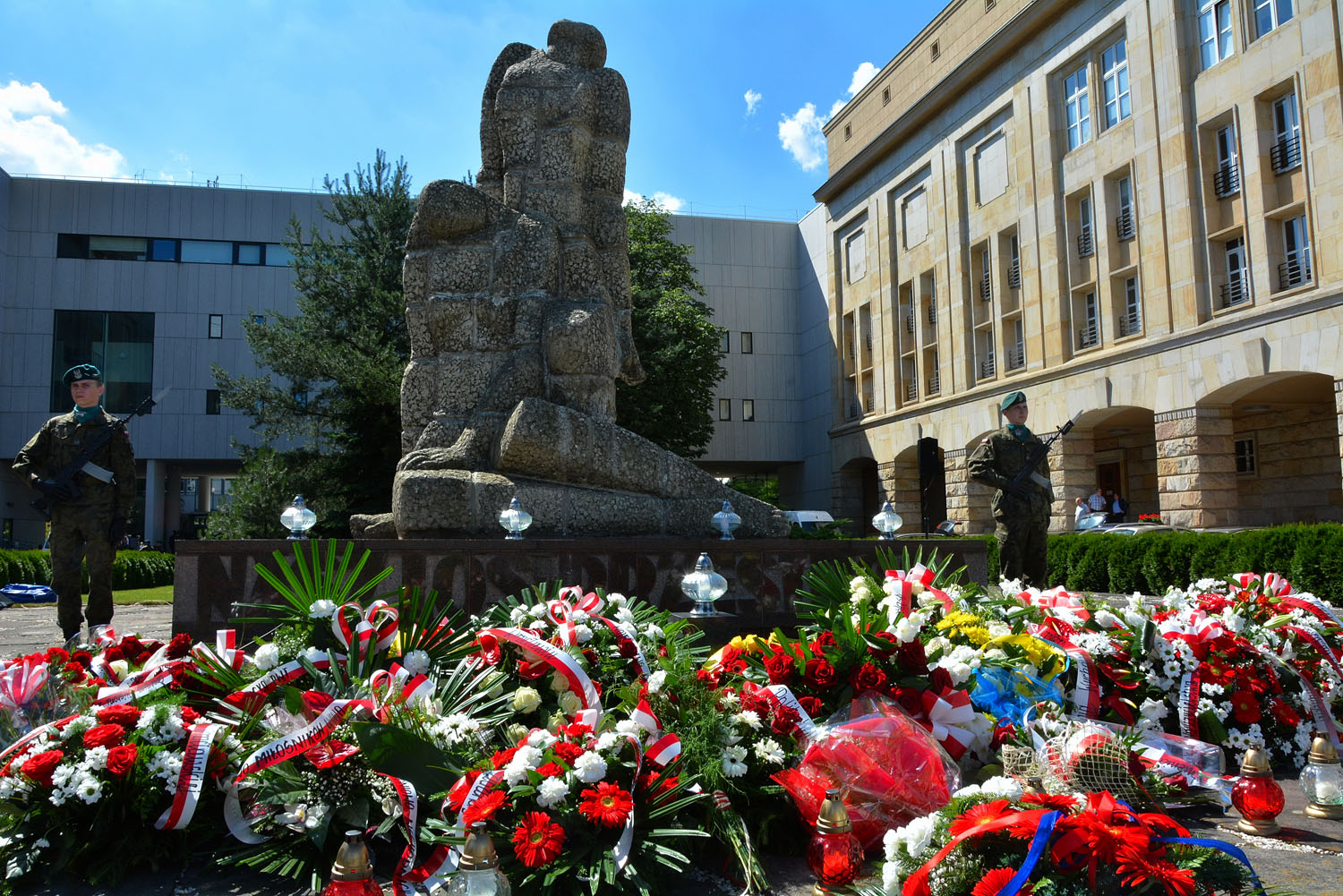 Hołd pomordowanym profesorom lwowskim